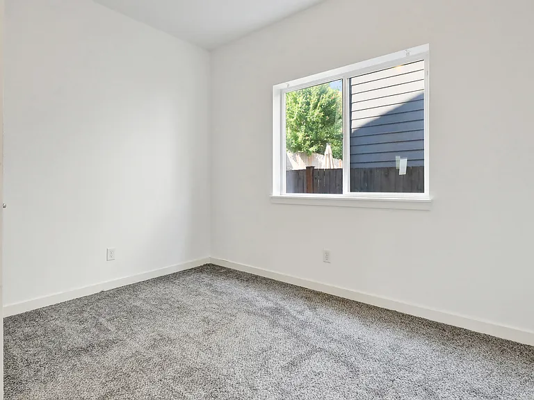 118 202nd Pl SW — Photo 26