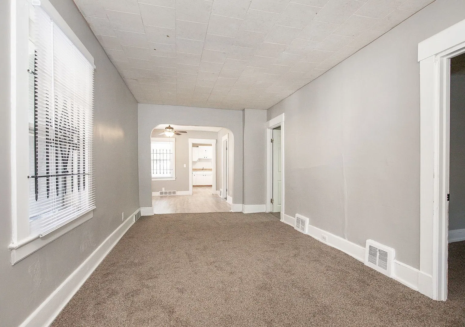 7415 Elton Ave Cleveland, Oh. 44102 — Photo 3