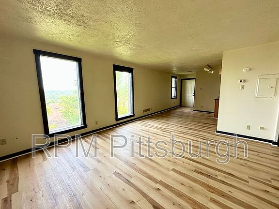 4th image of 2121 Milligan Ave APT 5