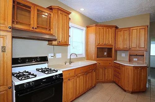 6547 Bedford Ave Photo 1
