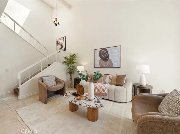 130 Almador, Irvine, CA 92614