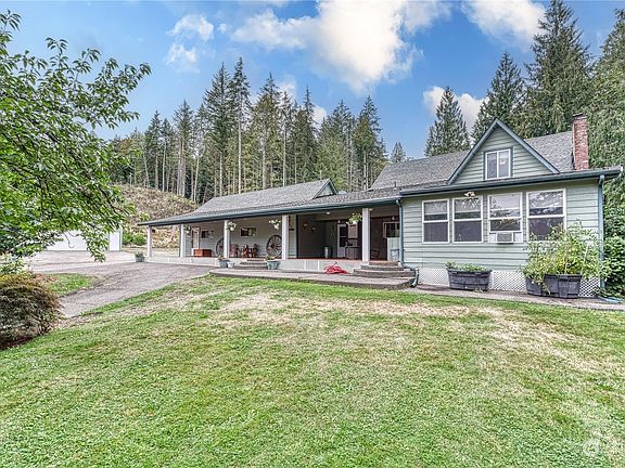 2nd image of 3931 NE Old Belfair Highway