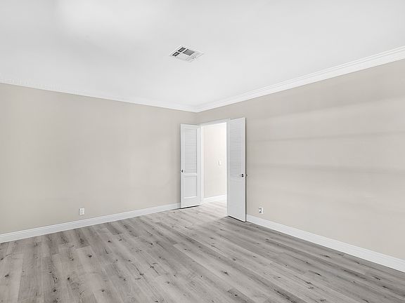 4th image of 8613 1/2 W Olympic Blvd
