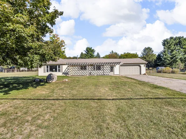 5303 Kay Dr, Jackson, MI 49203