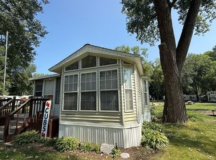 1220 Dearborn Ave #126, South Beloit, IL 61080