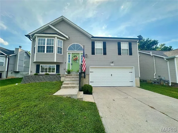 1679 Waters Edge Way, Pevely, MO 63070