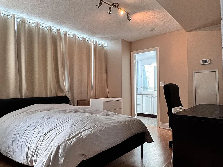 50 Brian Harrison Way #909 — Photo 7