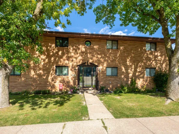 738 Duggan Dr APT 1, Dubuque, IA 52003