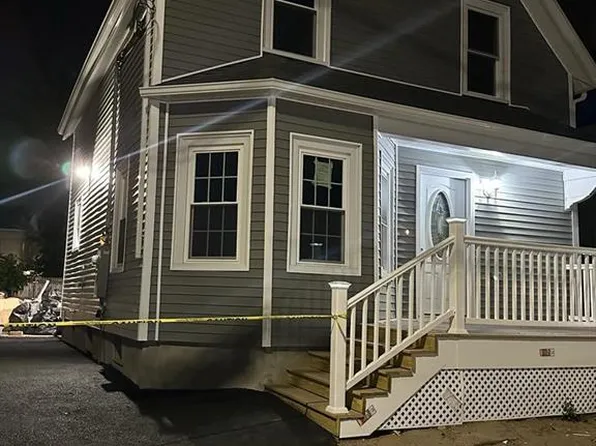 16 Home Ave, Providence, RI 02908