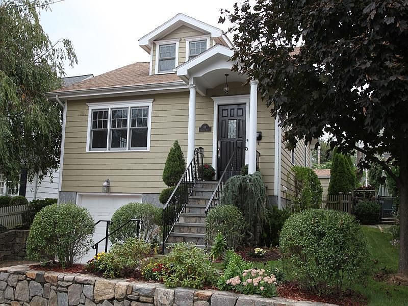 Milton Point Cottage