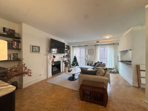 254 West 10th Street image 1 of 10