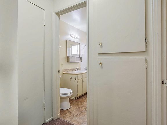 5th image of 1150 E Alosta Ave #Ac74b99ee
