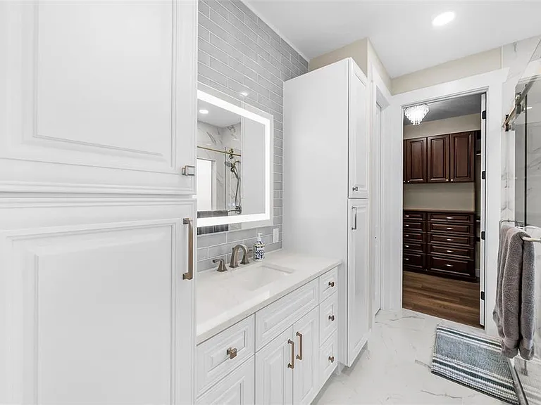 2915 W Bay View Ave — Photo 29