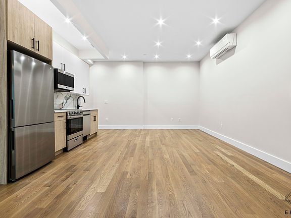 2nd image of 67 Richardson St #2F