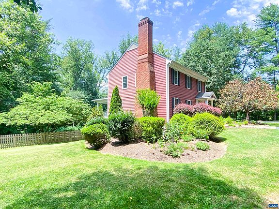 3rd image of 2629 Warwick Pl