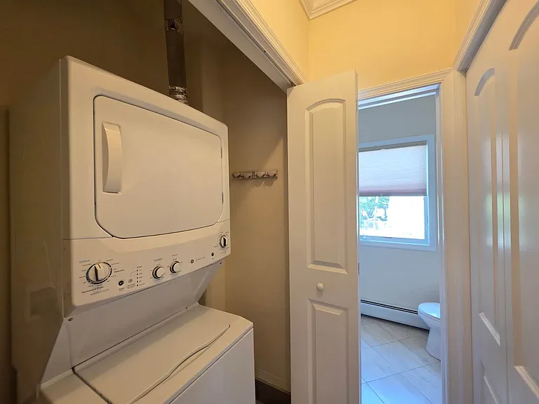 16 Allen Pl #2 — Photo 7