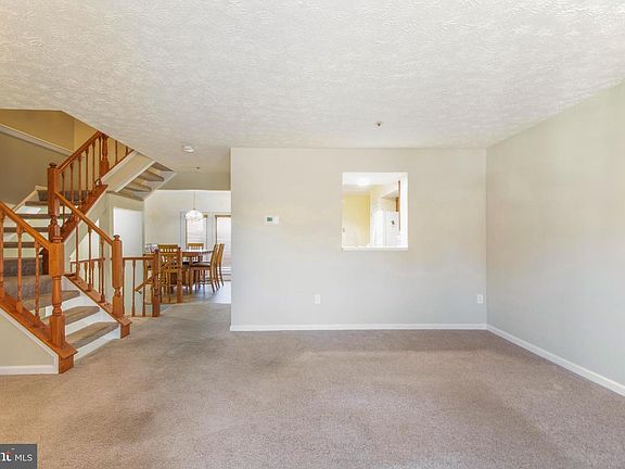 3rd image of 8520 Biscayne Ct