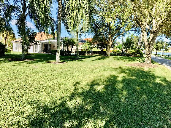 3rd image of 3496 Donoso Ct