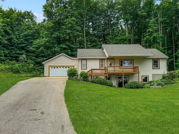 5225 W Geers Rd, Mc Bain, MI 49657