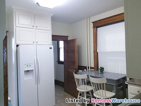 5th image of 862 Aurora Ave