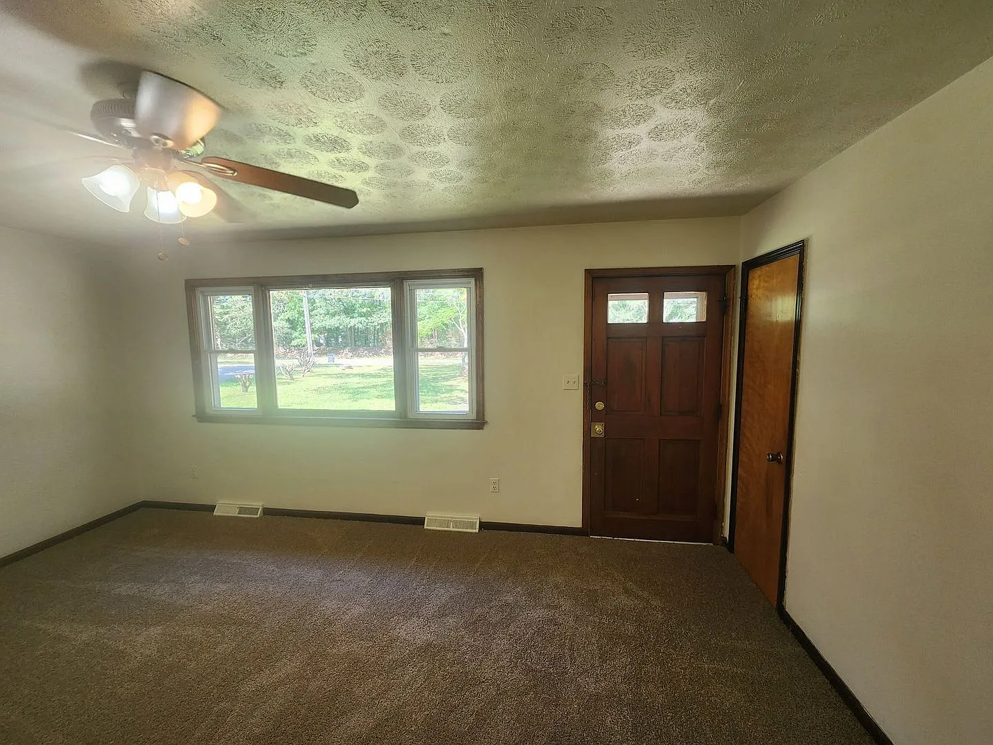 Duplex In Prince George County — Photo 4