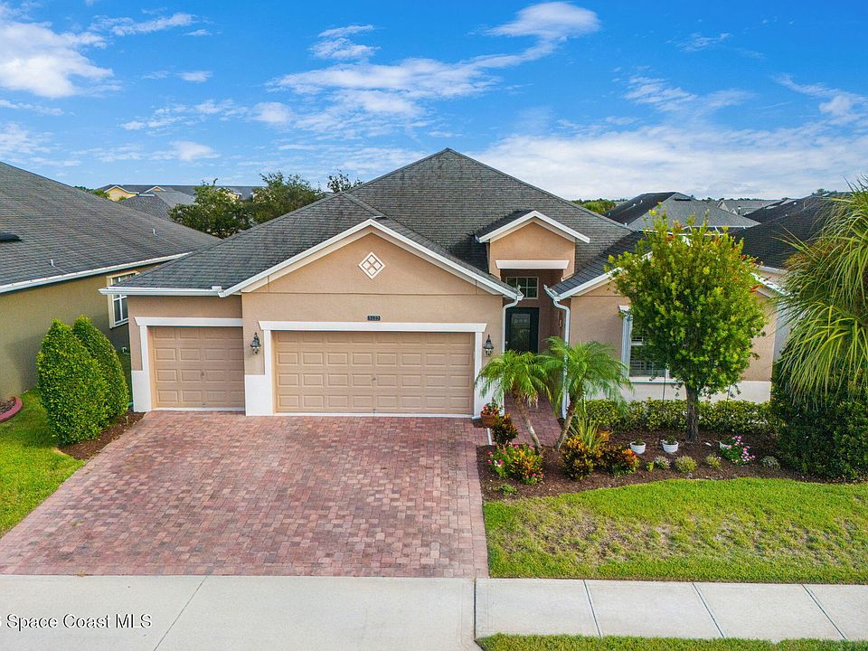 1st image of 3122 Balboa Pl
