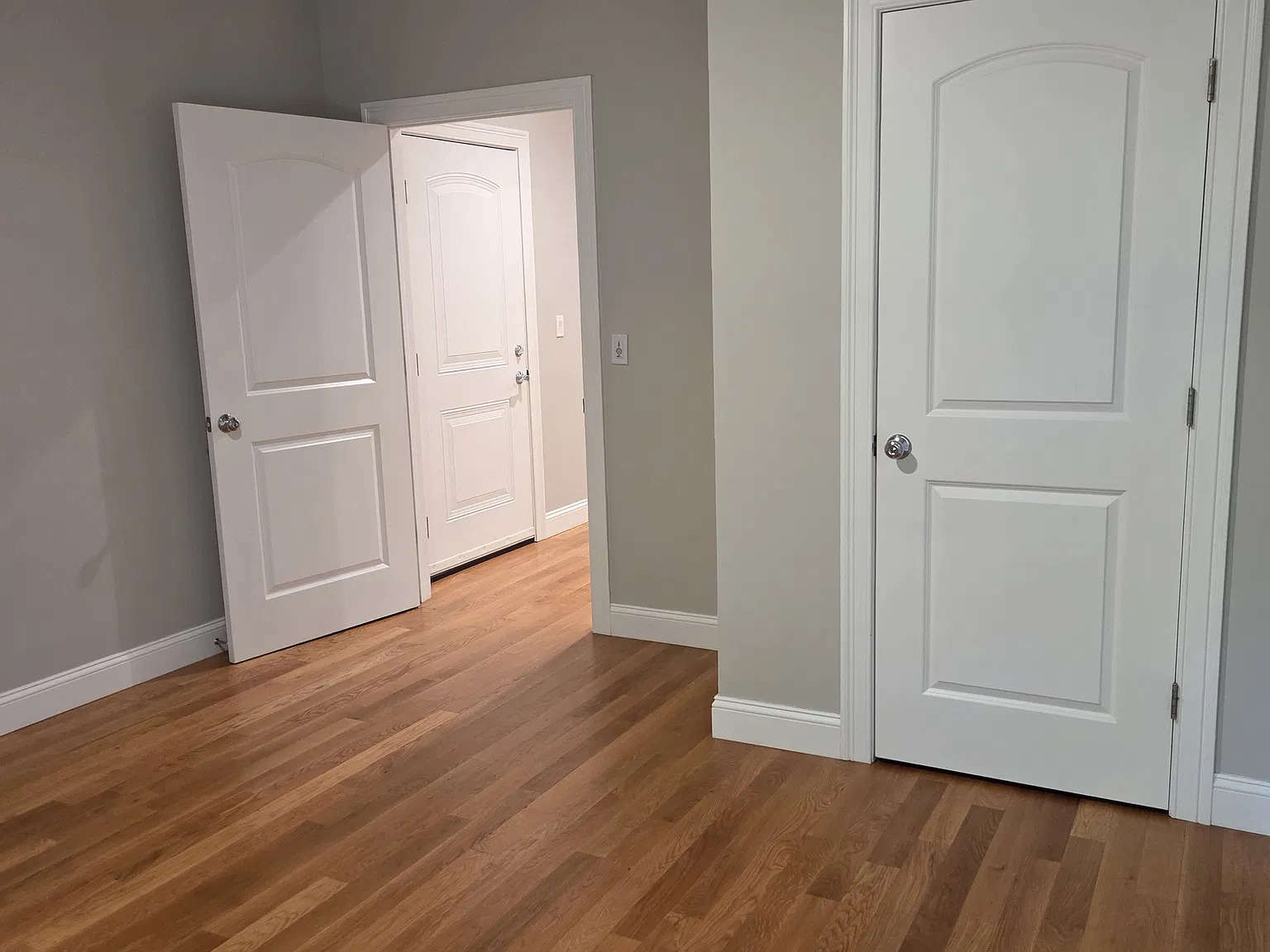 2 bed, 950 sqft, $2,100 — Photo 2
