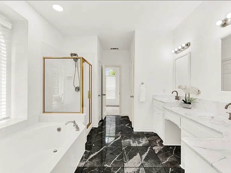 2810 Ashbury Dr #1 — Photo 16