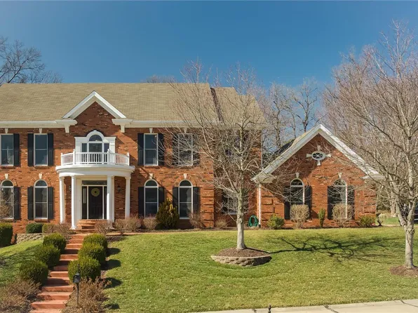 409 Berkley Place Ct, Saint Louis, MO 63132