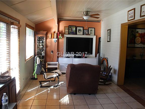 4th image of 738 Bracken Ave