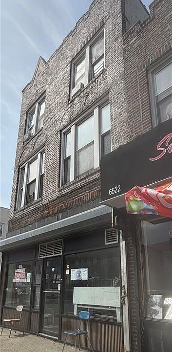 2nd image of 6524 17th Ave