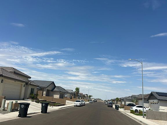 4th image of 257 S Saguaro Ave