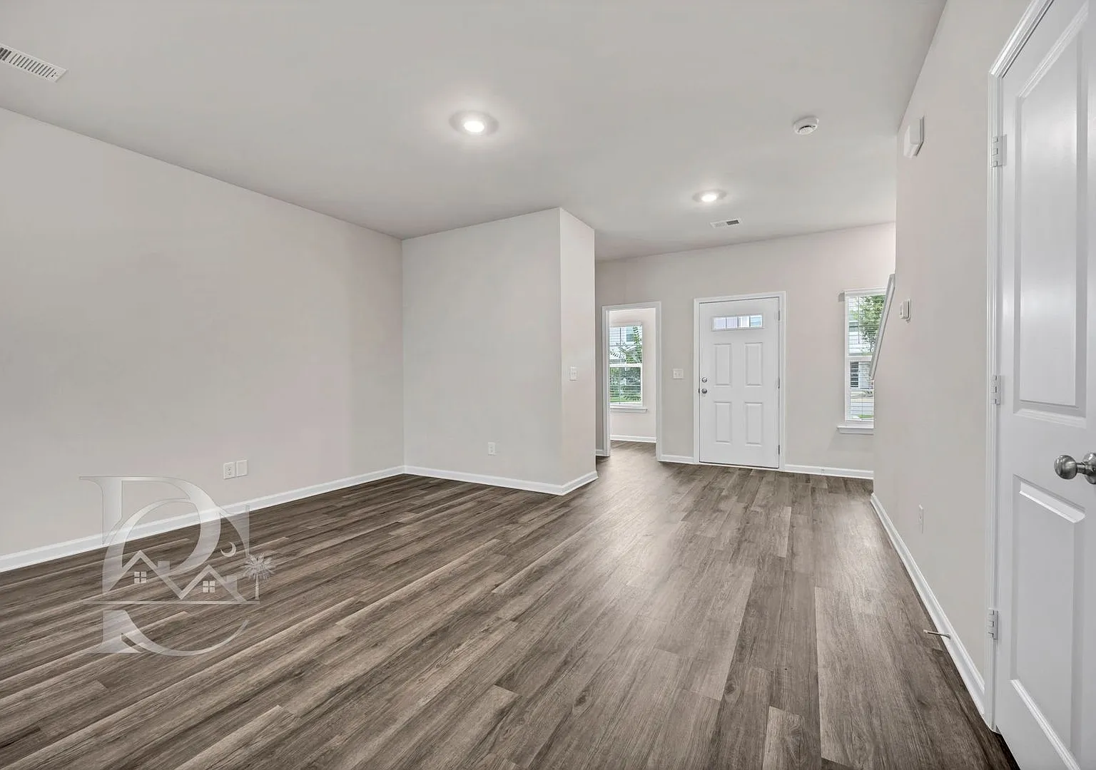 Ready For You In Harbison Grove — Photo 4