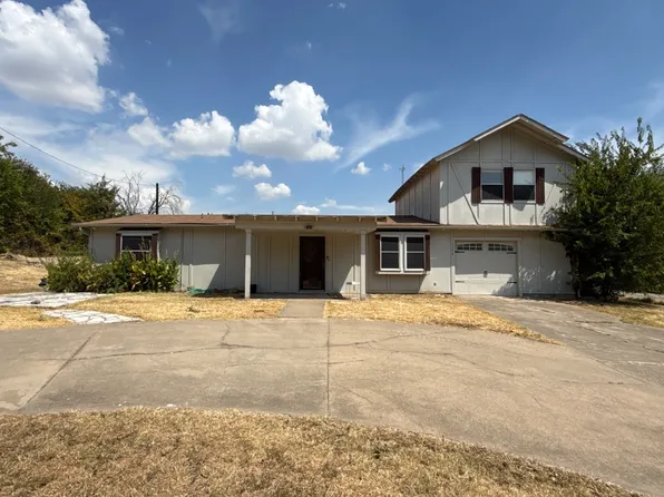 1220 Airport Rd, Aledo, TX 76008