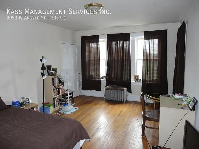 3053 W Argyle St #1 — Photo 2