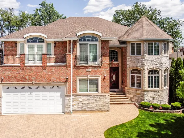 4875 N Pontiac Ave, Norridge, IL 60706