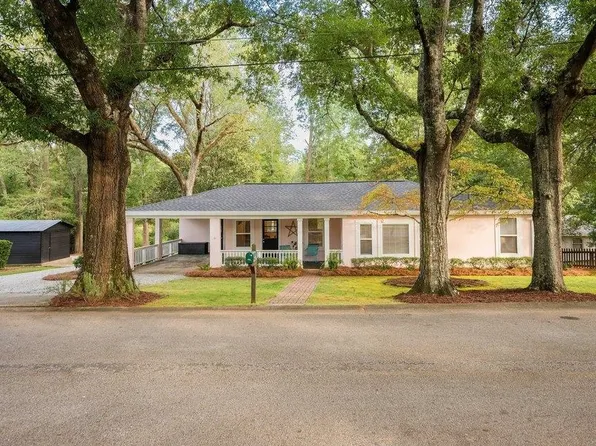 546 Poplar St, Madison, GA 30650