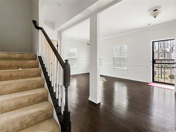 3rd image of 7719 Mary Page Ln