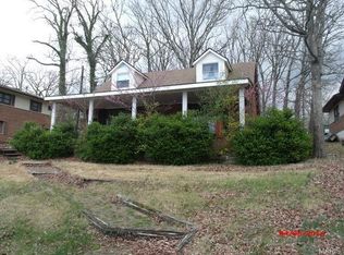 745 Squaw Rd, Cuba, MO 65453