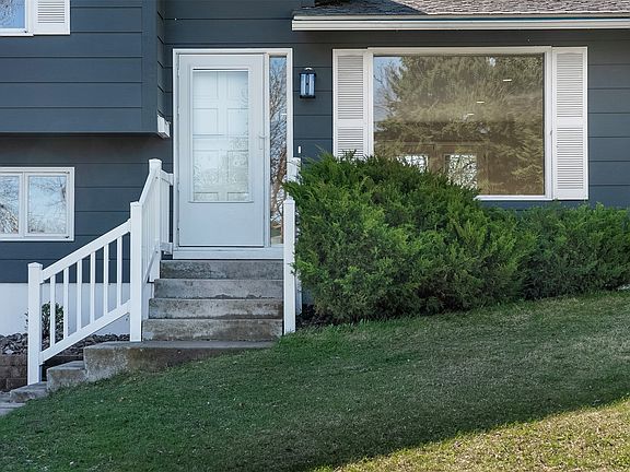 3rd image of 124 Northridge Dr