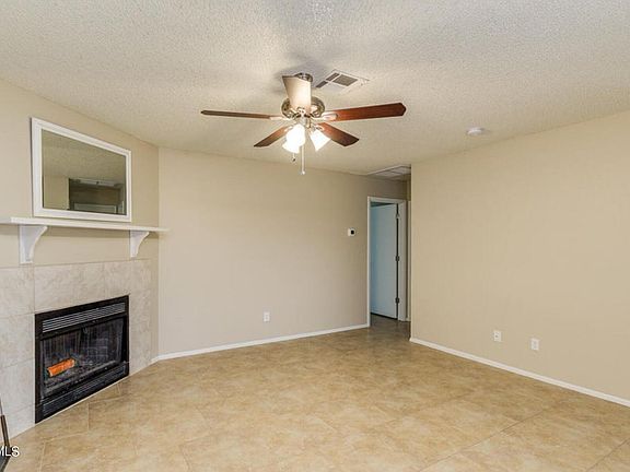4th image of 10815 W NORTHERN Avenue #104