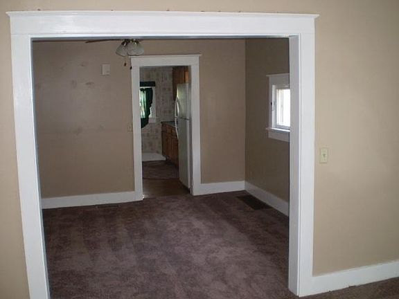 4th image of 713 Alton Ave