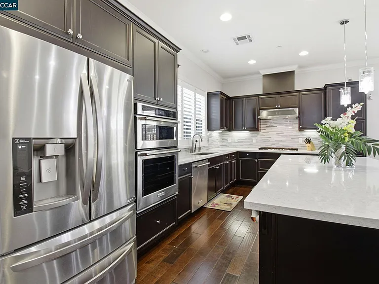1365 Bayberry View Ln — Photo 5