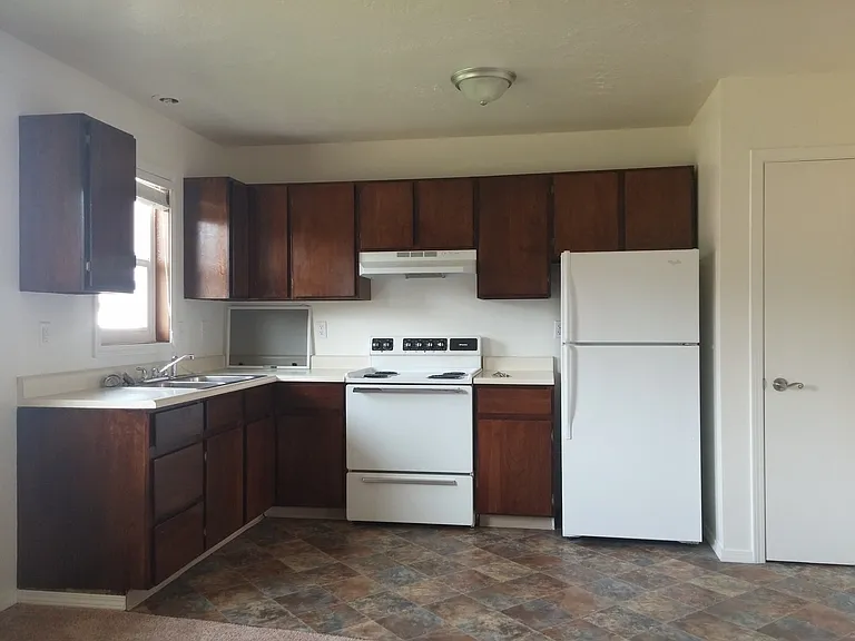2322 Dearborn Ave #1-4 — Photo 7
