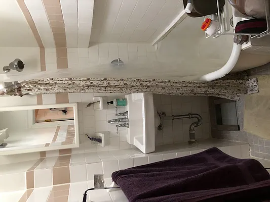 Rented by Downtown Realty Group LTD | media 27