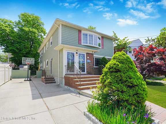 2nd image of 449 Livermore Ave