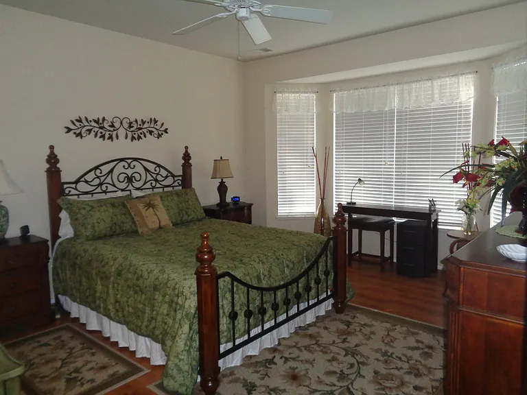 6 Coburn Ln — Photo 13