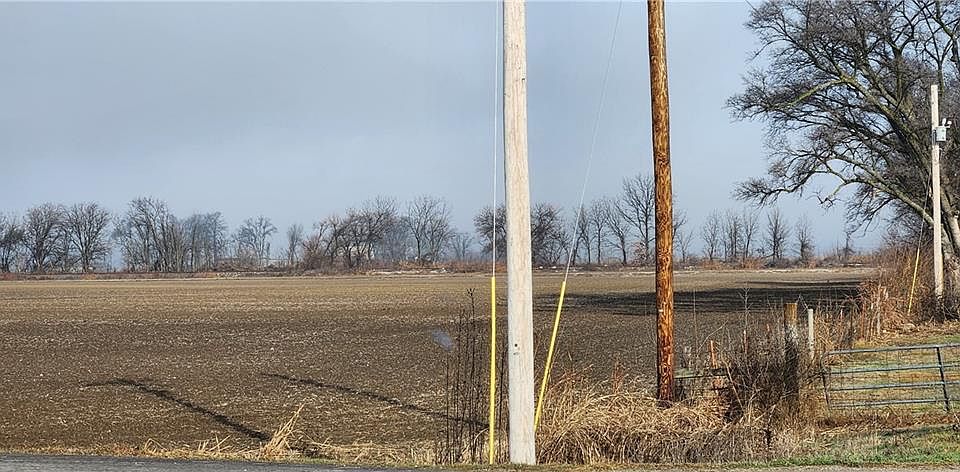 2nd image of 39202 E Us Highway 24