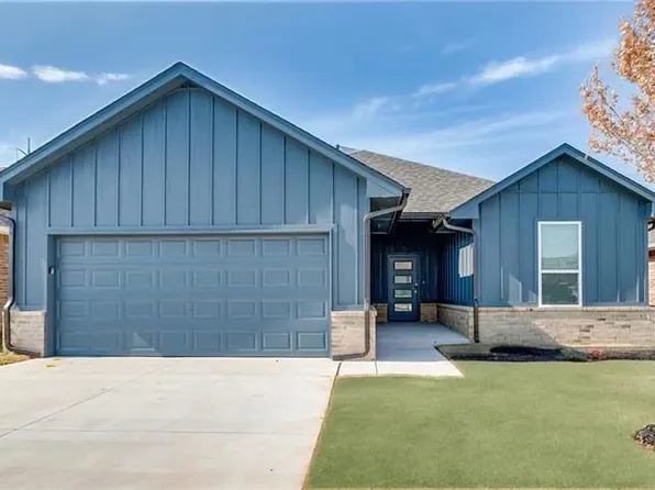 8305 NW 163rd Ter, Edmond, OK 73013