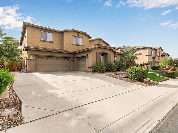 3rd image of 1897 E COCONINO Drive
